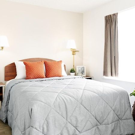 Intown Suites Extended Stay Chicago Il - Elk Grove O'Hare Елк-Ґров-Віллідж Екстер'єр фото