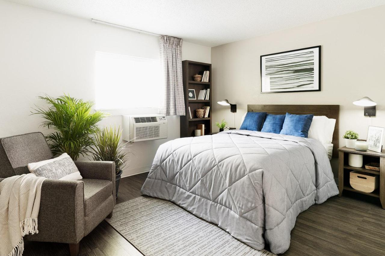 Intown Suites Extended Stay Chicago Il - Elk Grove O'Hare Елк-Ґров-Віллідж Екстер'єр фото